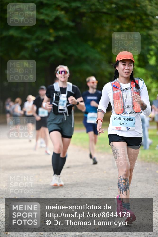 31.08.2025 - 21. Blankeneser Heldenlauf Dr. Thomas Lammeyer http://msf.ph/oto/8644179 31.08.2025 11:12:13 Laufen 91, 4397 meine-sportfotos.de