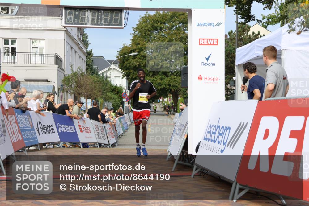 31.08.2025 - 21. Blankeneser Heldenlauf Strokosch-Dieckow http://msf.ph/oto/8644190 31.08.2025 10:10:57 Ziel 2192 meine-sportfotos.de