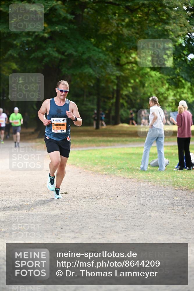 31.08.2025 - 21. Blankeneser Heldenlauf Dr. Thomas Lammeyer http://msf.ph/oto/8644209 31.08.2025 11:12:22 Laufen 5574 meine-sportfotos.de