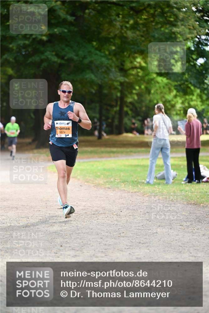31.08.2025 - 21. Blankeneser Heldenlauf Dr. Thomas Lammeyer http://msf.ph/oto/8644210 31.08.2025 11:12:22 Laufen 5574 meine-sportfotos.de