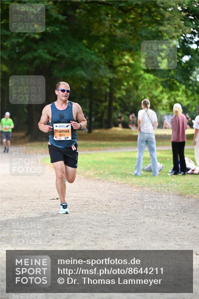 31.08.2025 - 21. Blankeneser Heldenlauf Dr. Thomas Lammeyer http://msf.ph/oto/8644211 31.08.2025 11:12:22 Laufen 5574 meine-sportfotos.de