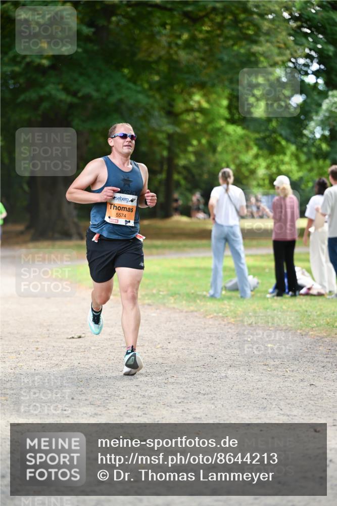 31.08.2025 - 21. Blankeneser Heldenlauf Dr. Thomas Lammeyer http://msf.ph/oto/8644213 31.08.2025 11:12:22 Laufen 5574 meine-sportfotos.de