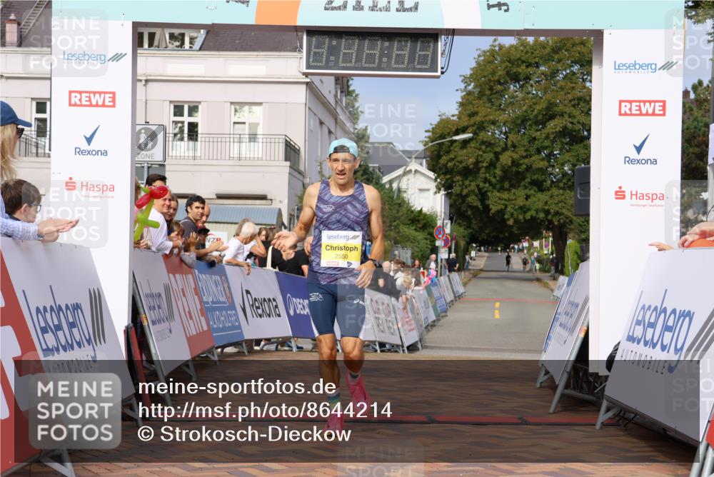 31.08.2025 - 21. Blankeneser Heldenlauf Strokosch-Dieckow http://msf.ph/oto/8644214 31.08.2025 10:10:31 Ziel 2550 meine-sportfotos.de