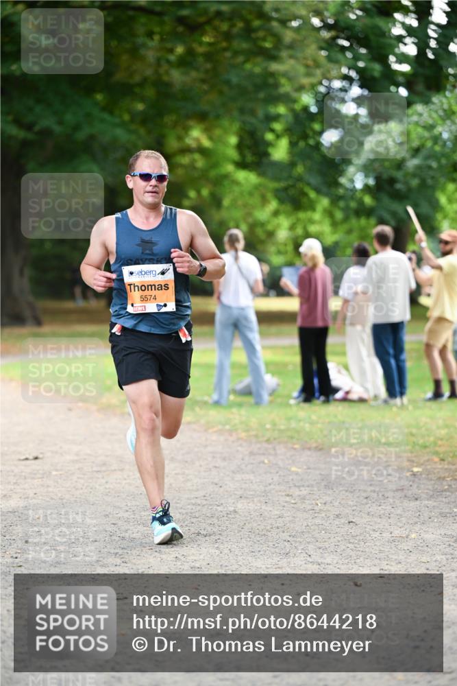 31.08.2025 - 21. Blankeneser Heldenlauf Dr. Thomas Lammeyer http://msf.ph/oto/8644218 31.08.2025 11:12:23 Laufen 5574 meine-sportfotos.de