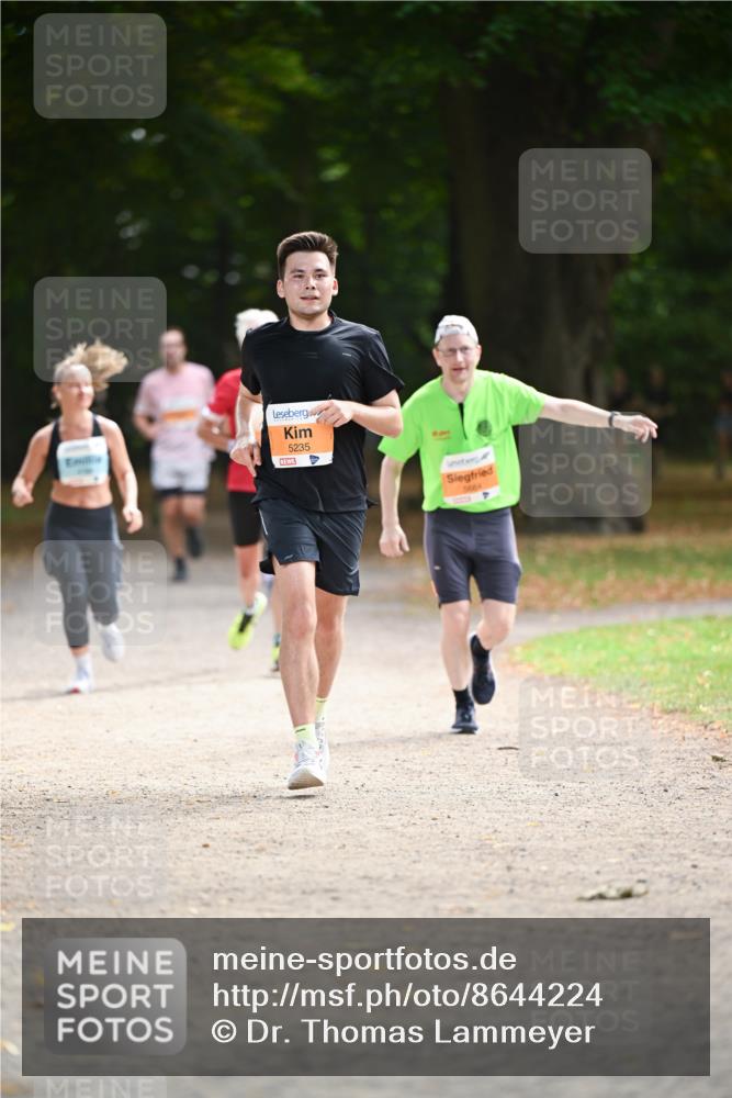 31.08.2025 - 21. Blankeneser Heldenlauf Dr. Thomas Lammeyer http://msf.ph/oto/8644224 31.08.2025 11:12:27 Laufen 5235, 5664 meine-sportfotos.de