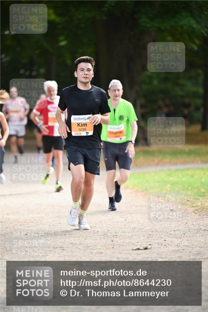 31.08.2025 - 21. Blankeneser Heldenlauf Dr. Thomas Lammeyer http://msf.ph/oto/8644230 31.08.2025 11:12:28 Laufen 5235 meine-sportfotos.de
