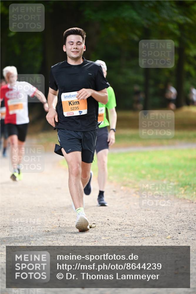 31.08.2025 - 21. Blankeneser Heldenlauf Dr. Thomas Lammeyer http://msf.ph/oto/8644239 31.08.2025 11:12:29 Laufen 5235 meine-sportfotos.de