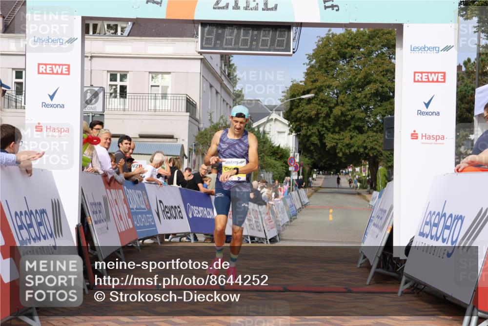 31.08.2025 - 21. Blankeneser Heldenlauf Strokosch-Dieckow http://msf.ph/oto/8644252 31.08.2025 10:10:30 Ziel 2550 meine-sportfotos.de