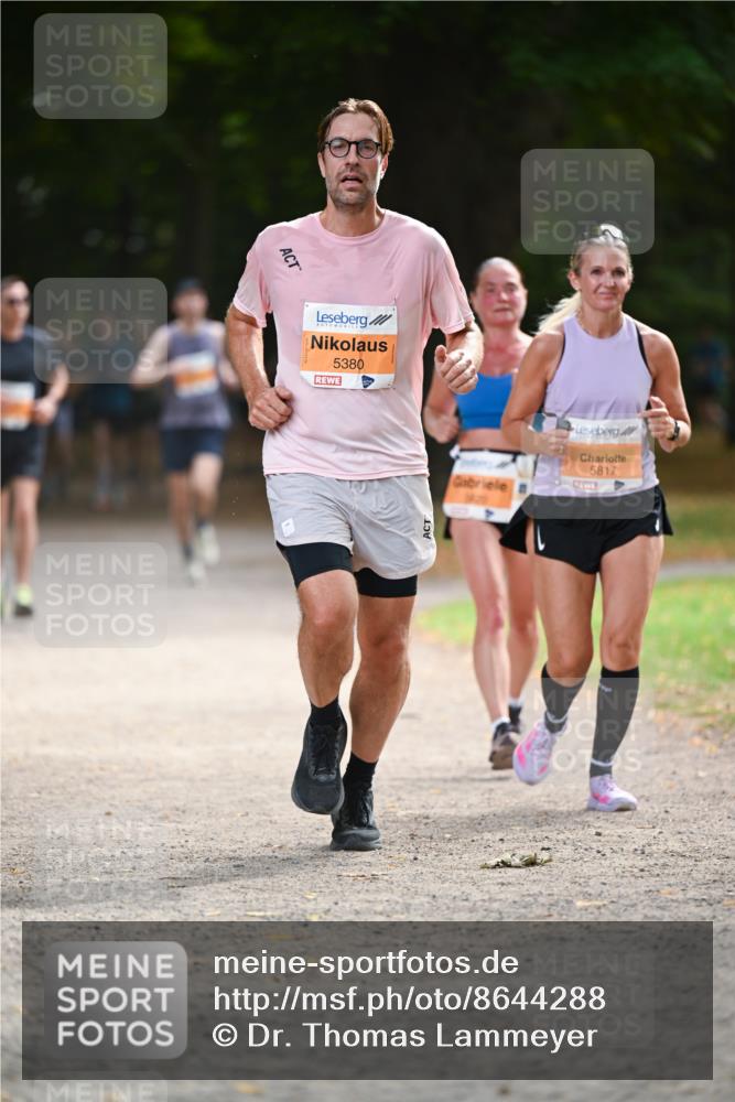 31.08.2025 - 21. Blankeneser Heldenlauf Dr. Thomas Lammeyer http://msf.ph/oto/8644288 31.08.2025 11:12:36 Laufen 5380, 5817 meine-sportfotos.de