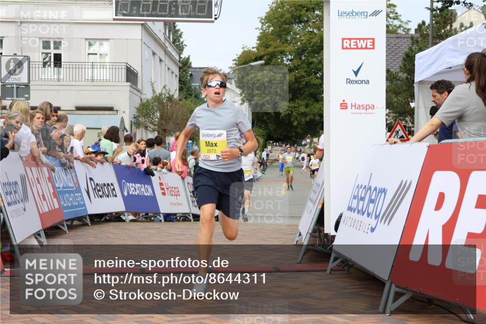 31.08.2025 - 21. Blankeneser Heldenlauf Strokosch-Dieckow http://msf.ph/oto/8644311 31.08.2025 10:23:57 Ziel 2185, 2373, 2232, 2072, 2605 meine-sportfotos.de
