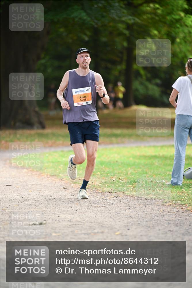31.08.2025 - 21. Blankeneser Heldenlauf Dr. Thomas Lammeyer http://msf.ph/oto/8644312 31.08.2025 11:12:42 Laufen 5798 meine-sportfotos.de