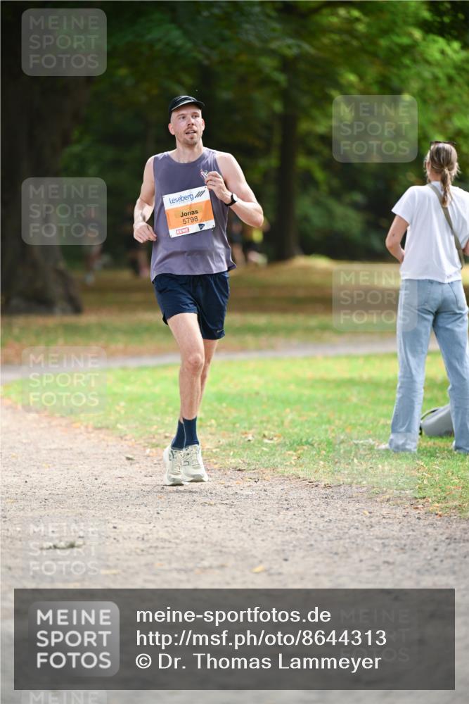 31.08.2025 - 21. Blankeneser Heldenlauf Dr. Thomas Lammeyer http://msf.ph/oto/8644313 31.08.2025 11:12:42 Laufen 5798 meine-sportfotos.de