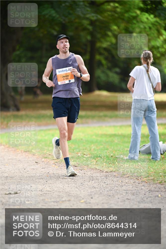 31.08.2025 - 21. Blankeneser Heldenlauf Dr. Thomas Lammeyer http://msf.ph/oto/8644314 31.08.2025 11:12:42 Laufen 5798 meine-sportfotos.de