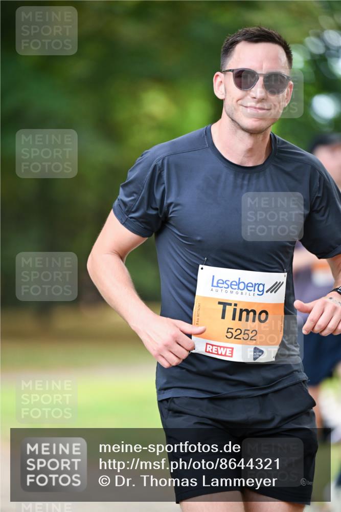 31.08.2025 - 21. Blankeneser Heldenlauf Dr. Thomas Lammeyer http://msf.ph/oto/8644321 31.08.2025 11:12:44 Laufen 5252 meine-sportfotos.de