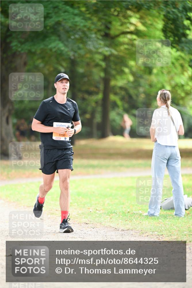 31.08.2025 - 21. Blankeneser Heldenlauf Dr. Thomas Lammeyer http://msf.ph/oto/8644325 31.08.2025 11:12:48 Laufen 5150 meine-sportfotos.de