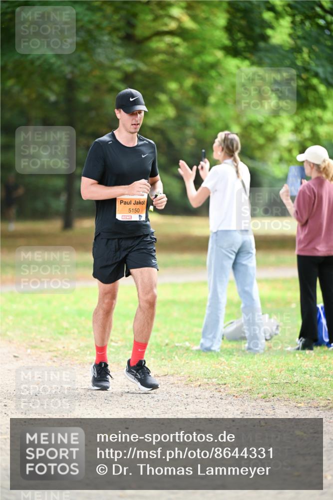 31.08.2025 - 21. Blankeneser Heldenlauf Dr. Thomas Lammeyer http://msf.ph/oto/8644331 31.08.2025 11:12:49 Laufen 5150 meine-sportfotos.de