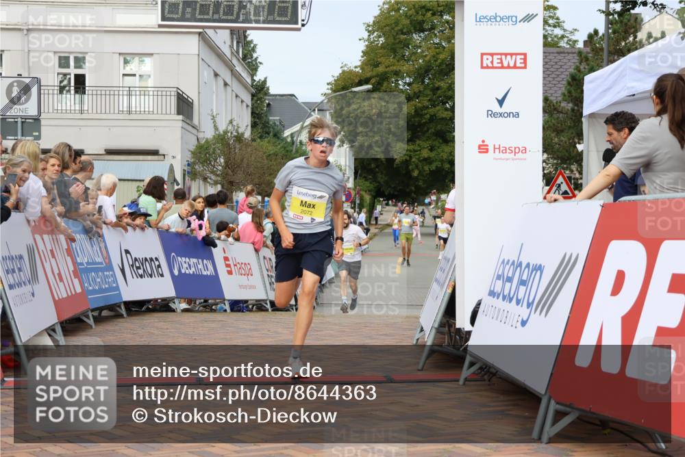31.08.2025 - 21. Blankeneser Heldenlauf Strokosch-Dieckow http://msf.ph/oto/8644363 31.08.2025 10:23:57 Ziel 2185, 2373, 2232, 2072, 2605 meine-sportfotos.de