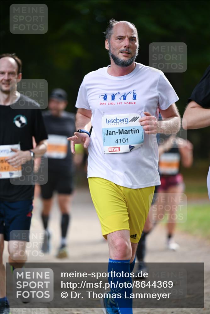 31.08.2025 - 21. Blankeneser Heldenlauf Dr. Thomas Lammeyer http://msf.ph/oto/8644369 31.08.2025 11:12:56 Laufen 147, 4101 meine-sportfotos.de