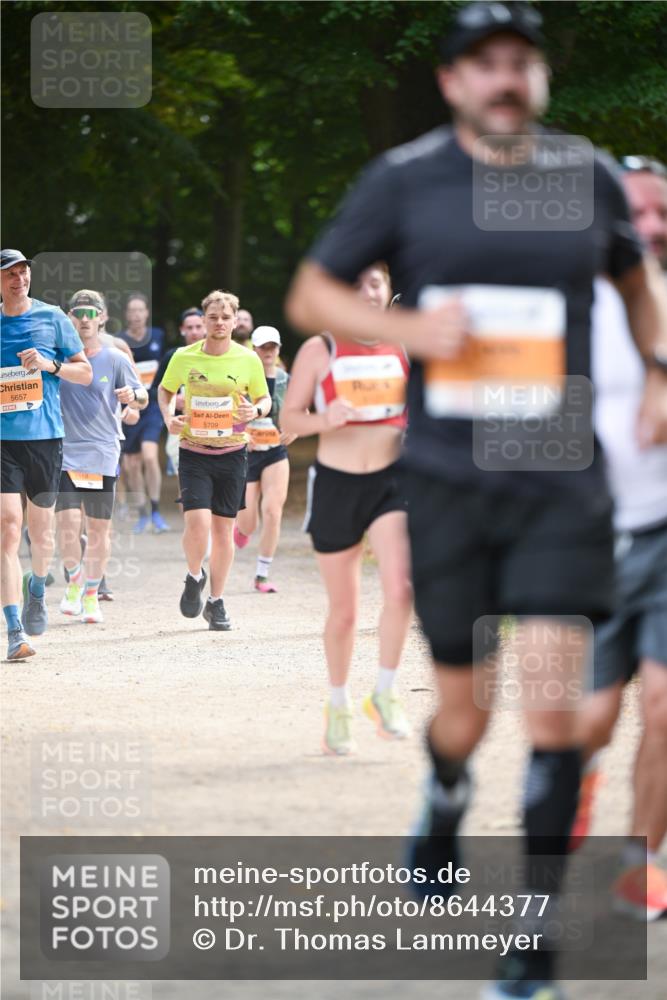 31.08.2025 - 21. Blankeneser Heldenlauf Dr. Thomas Lammeyer http://msf.ph/oto/8644377 31.08.2025 11:12:59 Laufen 5657, 5709 meine-sportfotos.de