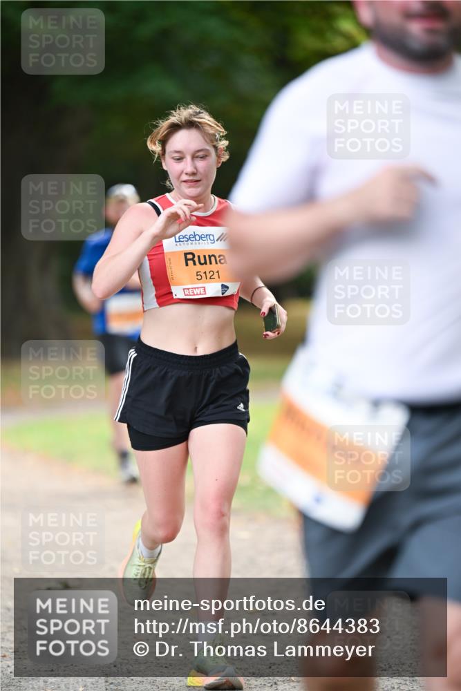 31.08.2025 - 21. Blankeneser Heldenlauf Dr. Thomas Lammeyer http://msf.ph/oto/8644383 31.08.2025 11:13:01 Laufen 5121 meine-sportfotos.de