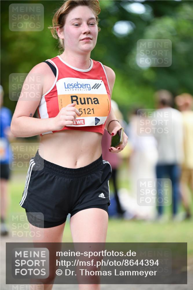 31.08.2025 - 21. Blankeneser Heldenlauf Dr. Thomas Lammeyer http://msf.ph/oto/8644394 31.08.2025 11:13:02 Laufen 5121 meine-sportfotos.de