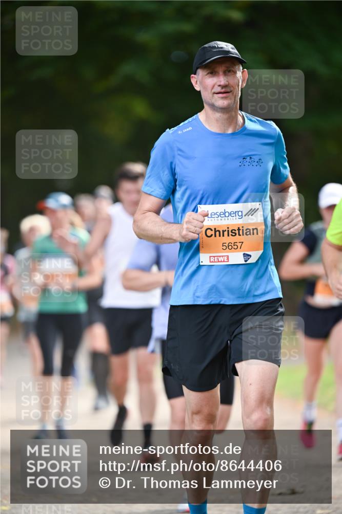 31.08.2025 - 21. Blankeneser Heldenlauf Dr. Thomas Lammeyer http://msf.ph/oto/8644406 31.08.2025 11:13:04 Laufen 5657 meine-sportfotos.de