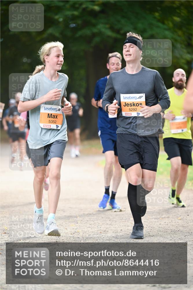 31.08.2025 - 21. Blankeneser Heldenlauf Dr. Thomas Lammeyer http://msf.ph/oto/8644416 31.08.2025 11:13:08 Laufen 5352, 5292 meine-sportfotos.de