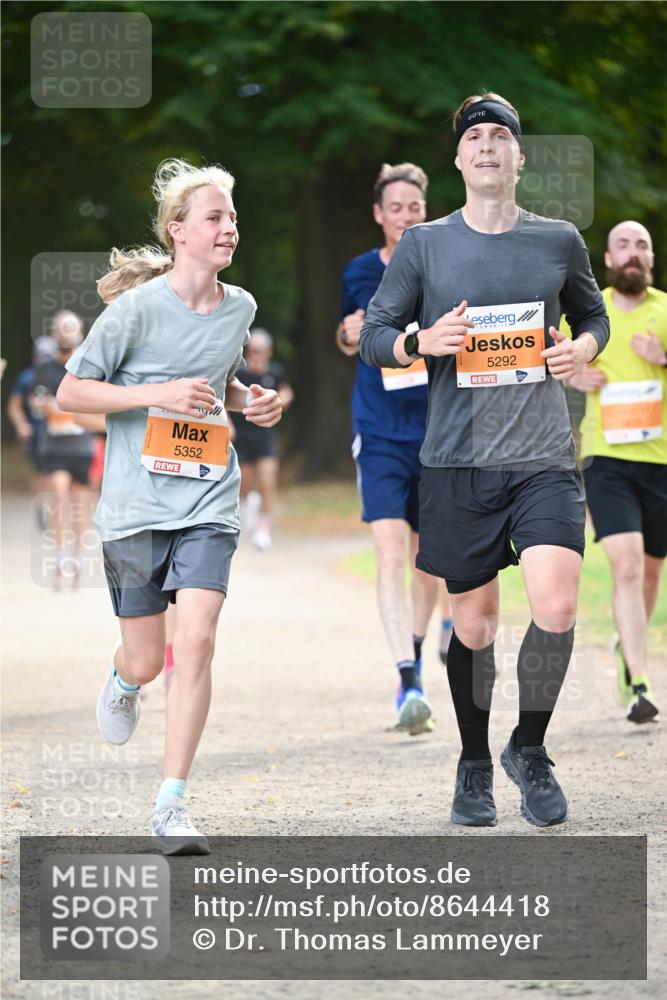 31.08.2025 - 21. Blankeneser Heldenlauf Dr. Thomas Lammeyer http://msf.ph/oto/8644418 31.08.2025 11:13:09 Laufen 5352, 5292 meine-sportfotos.de
