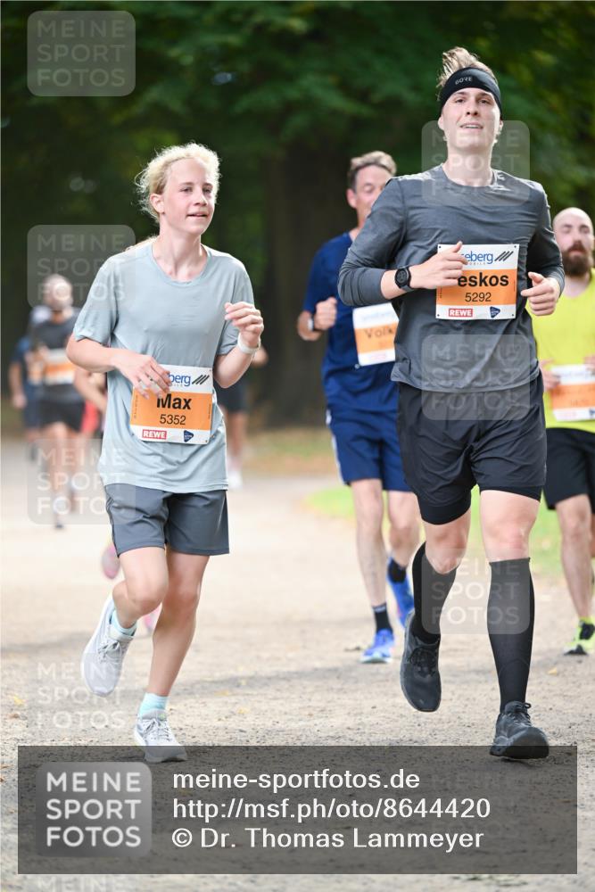 31.08.2025 - 21. Blankeneser Heldenlauf Dr. Thomas Lammeyer http://msf.ph/oto/8644420 31.08.2025 11:13:09 Laufen 5352, 5292 meine-sportfotos.de