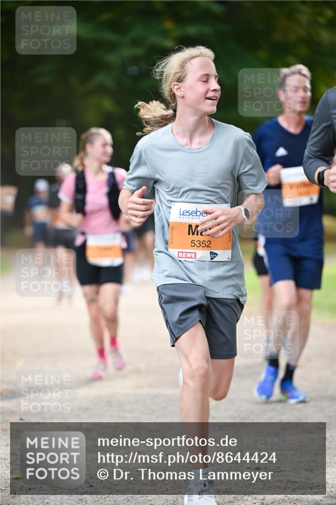 31.08.2025 - 21. Blankeneser Heldenlauf Dr. Thomas Lammeyer http://msf.ph/oto/8644424 31.08.2025 11:13:10 Laufen 5352 meine-sportfotos.de