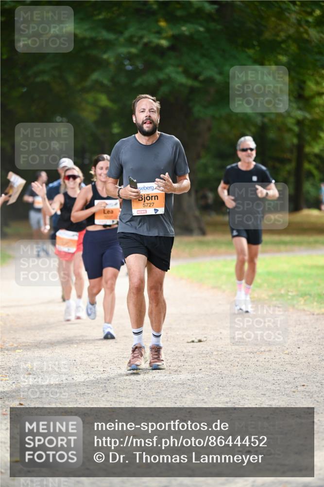 31.08.2025 - 21. Blankeneser Heldenlauf Dr. Thomas Lammeyer http://msf.ph/oto/8644452 31.08.2025 11:13:14 Laufen 5727 meine-sportfotos.de