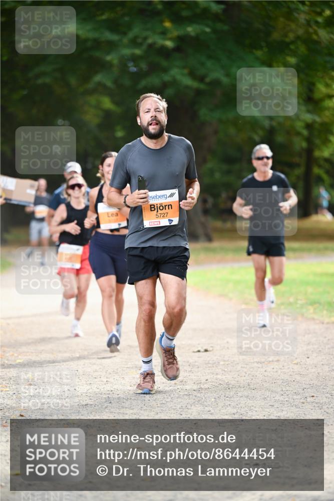 31.08.2025 - 21. Blankeneser Heldenlauf Dr. Thomas Lammeyer http://msf.ph/oto/8644454 31.08.2025 11:13:14 Laufen 5727 meine-sportfotos.de