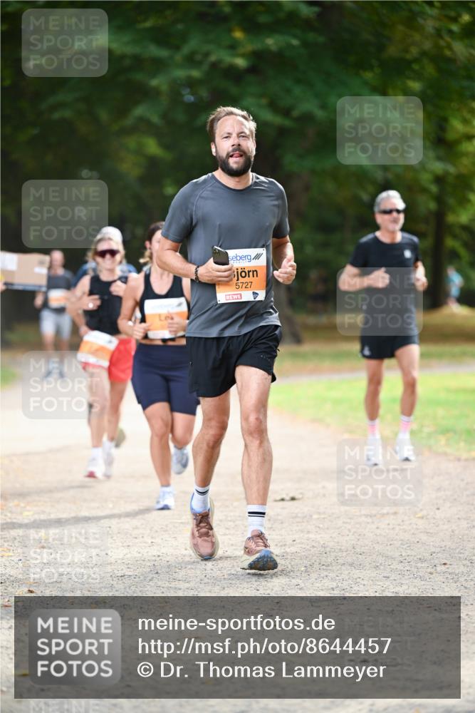 31.08.2025 - 21. Blankeneser Heldenlauf Dr. Thomas Lammeyer http://msf.ph/oto/8644457 31.08.2025 11:13:14 Laufen 5727 meine-sportfotos.de