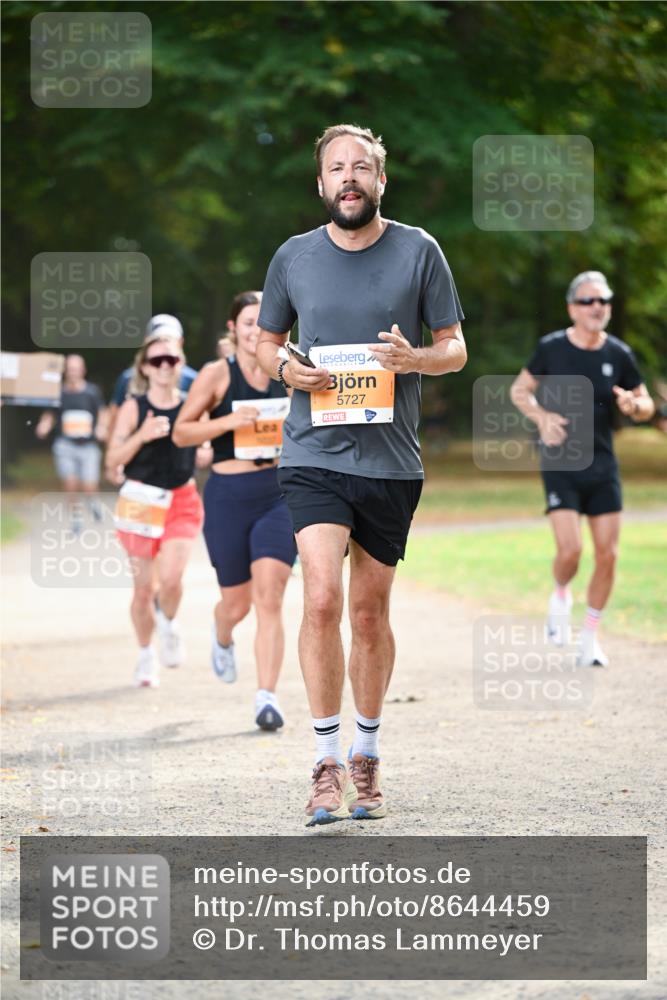 31.08.2025 - 21. Blankeneser Heldenlauf Dr. Thomas Lammeyer http://msf.ph/oto/8644459 31.08.2025 11:13:15 Laufen 5727 meine-sportfotos.de
