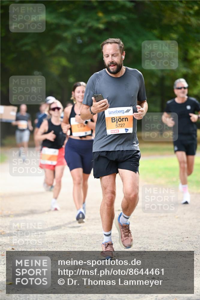 31.08.2025 - 21. Blankeneser Heldenlauf Dr. Thomas Lammeyer http://msf.ph/oto/8644461 31.08.2025 11:13:15 Laufen 5727 meine-sportfotos.de