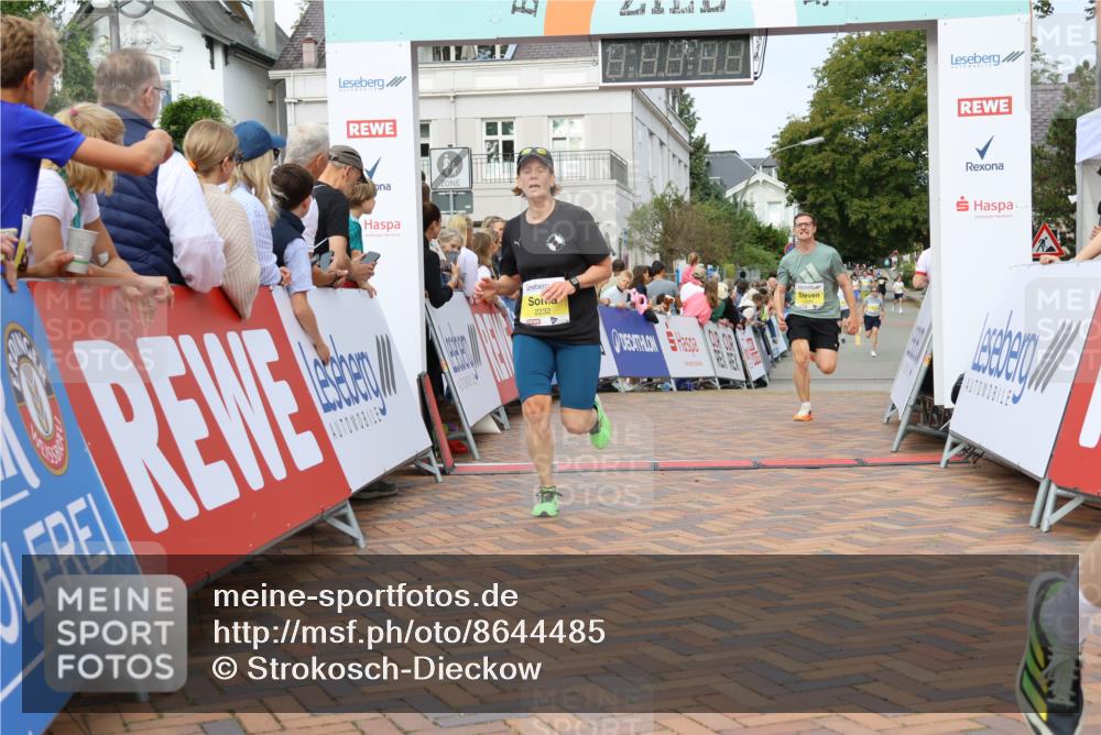 31.08.2025 - 21. Blankeneser Heldenlauf Strokosch-Dieckow http://msf.ph/oto/8644485 31.08.2025 10:23:51 Ziel 2626, 2780, 2184, 2185, 2373, 2237, 2232, 2146 meine-sportfotos.de