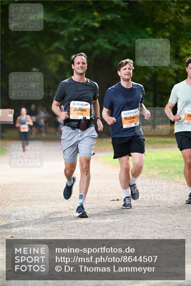 31.08.2025 - 21. Blankeneser Heldenlauf Dr. Thomas Lammeyer http://msf.ph/oto/8644507 31.08.2025 11:13:22 Laufen 5274, 5275 meine-sportfotos.de