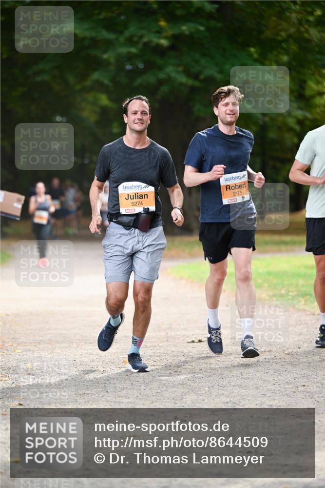 31.08.2025 - 21. Blankeneser Heldenlauf Dr. Thomas Lammeyer http://msf.ph/oto/8644509 31.08.2025 11:13:23 Laufen 5274, 5275 meine-sportfotos.de