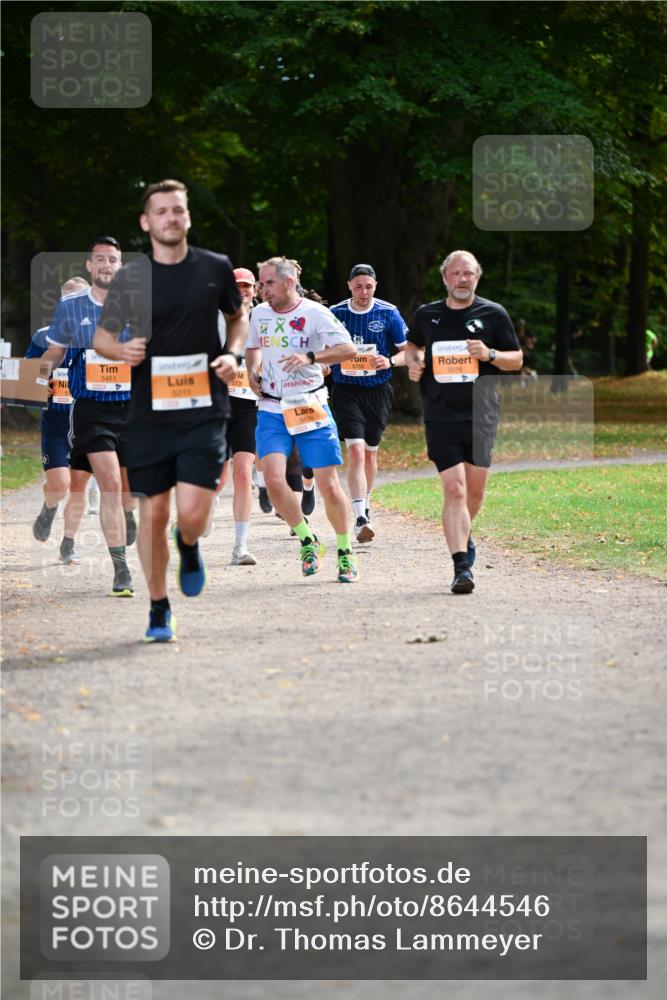 31.08.2025 - 21. Blankeneser Heldenlauf Dr. Thomas Lammeyer http://msf.ph/oto/8644546 31.08.2025 11:13:35 Laufen 5451, 5211, 5736, 5659, 5076 meine-sportfotos.de