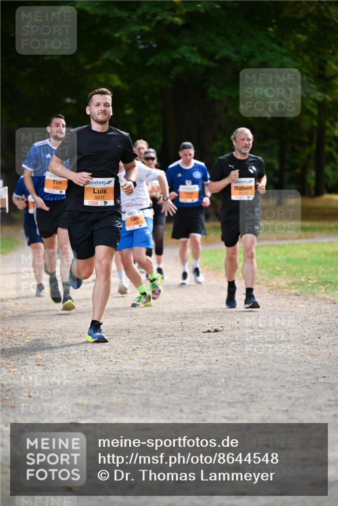 31.08.2025 - 21. Blankeneser Heldenlauf Dr. Thomas Lammeyer http://msf.ph/oto/8644548 31.08.2025 11:13:35 Laufen 5451, 5211, 5076 meine-sportfotos.de