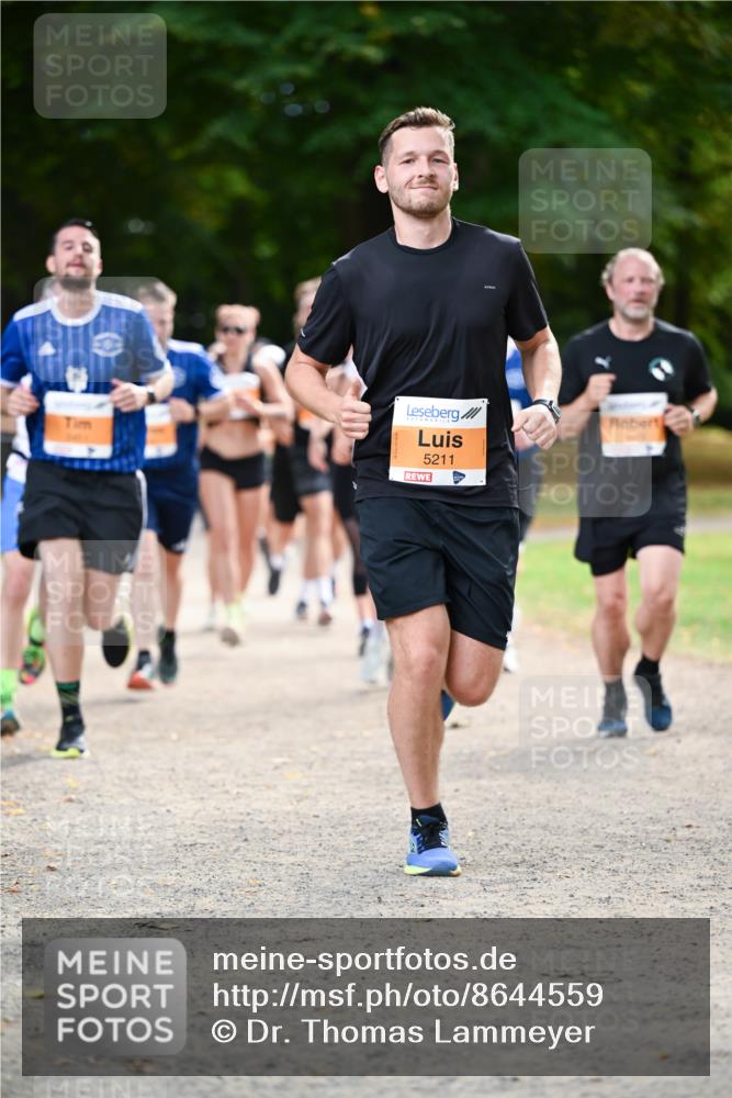 31.08.2025 - 21. Blankeneser Heldenlauf Dr. Thomas Lammeyer http://msf.ph/oto/8644559 31.08.2025 11:13:36 Laufen 5211 meine-sportfotos.de