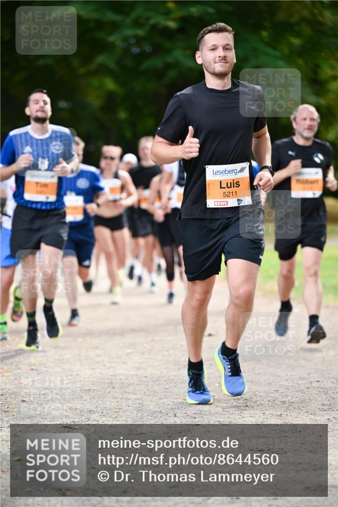 31.08.2025 - 21. Blankeneser Heldenlauf Dr. Thomas Lammeyer http://msf.ph/oto/8644560 31.08.2025 11:13:36 Laufen 5211 meine-sportfotos.de