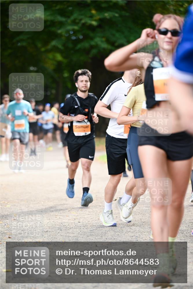 31.08.2025 - 21. Blankeneser Heldenlauf Dr. Thomas Lammeyer http://msf.ph/oto/8644583 31.08.2025 11:13:41 Laufen 5774 meine-sportfotos.de