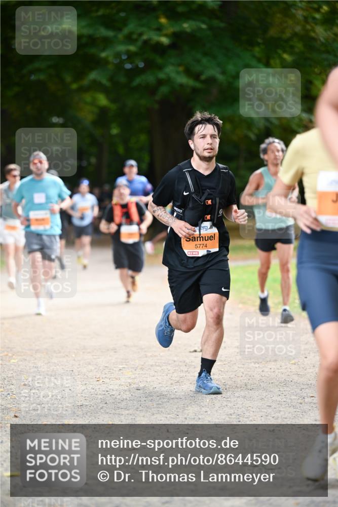 31.08.2025 - 21. Blankeneser Heldenlauf Dr. Thomas Lammeyer http://msf.ph/oto/8644590 31.08.2025 11:13:42 Laufen 5774 meine-sportfotos.de