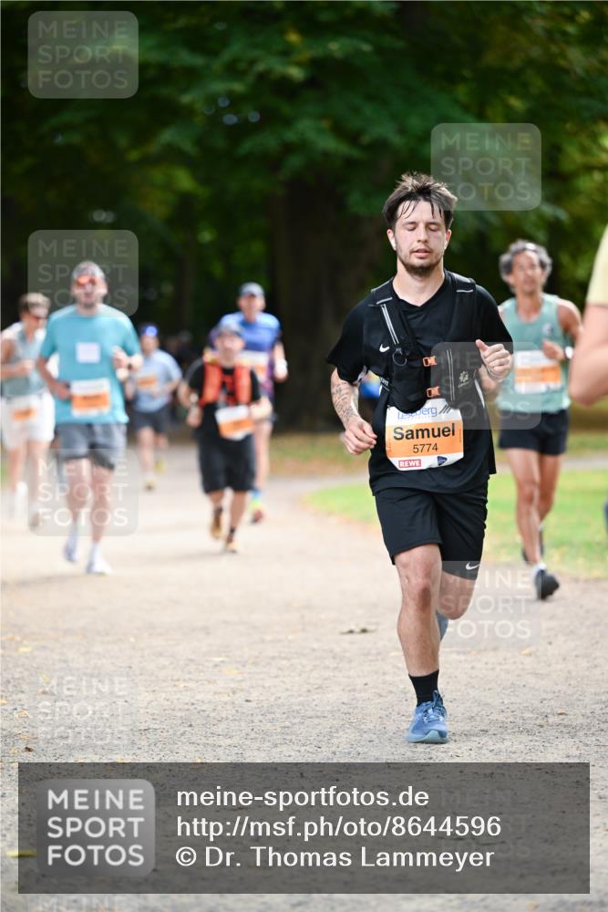 31.08.2025 - 21. Blankeneser Heldenlauf Dr. Thomas Lammeyer http://msf.ph/oto/8644596 31.08.2025 11:13:42 Laufen 5774 meine-sportfotos.de