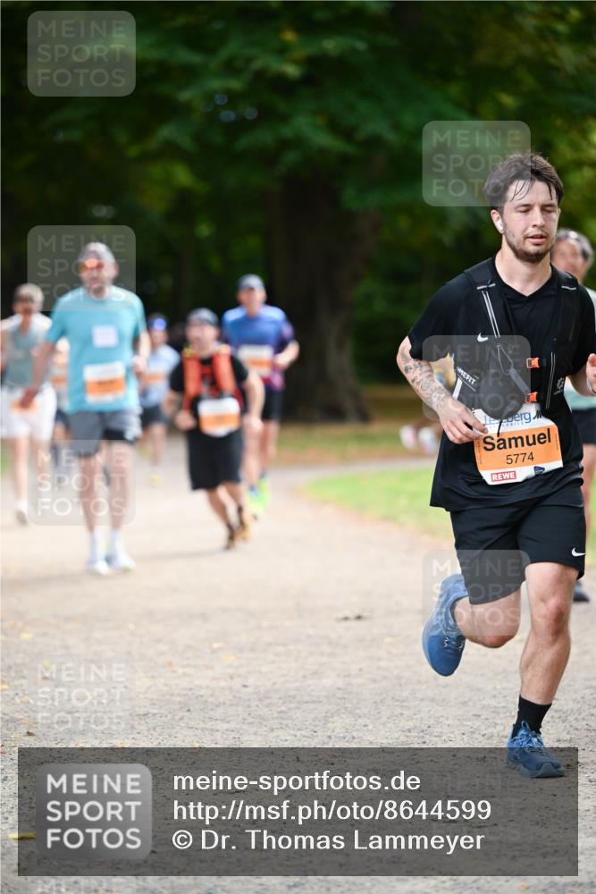 31.08.2025 - 21. Blankeneser Heldenlauf Dr. Thomas Lammeyer http://msf.ph/oto/8644599 31.08.2025 11:13:42 Laufen 5774 meine-sportfotos.de