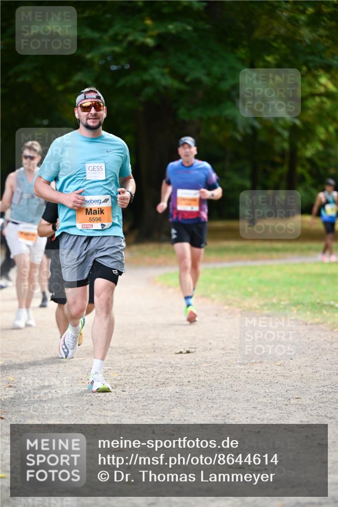 31.08.2025 - 21. Blankeneser Heldenlauf Dr. Thomas Lammeyer http://msf.ph/oto/8644614 31.08.2025 11:13:44 Laufen 5596 meine-sportfotos.de