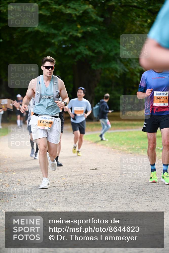 31.08.2025 - 21. Blankeneser Heldenlauf Dr. Thomas Lammeyer http://msf.ph/oto/8644623 31.08.2025 11:13:47 Laufen 5177, 24, 5585 meine-sportfotos.de