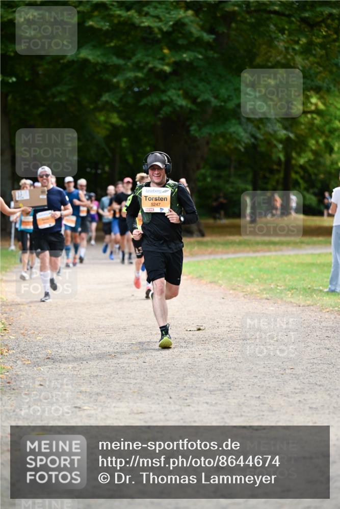 31.08.2025 - 21. Blankeneser Heldenlauf Dr. Thomas Lammeyer http://msf.ph/oto/8644674 31.08.2025 11:13:55 Laufen 5247 meine-sportfotos.de