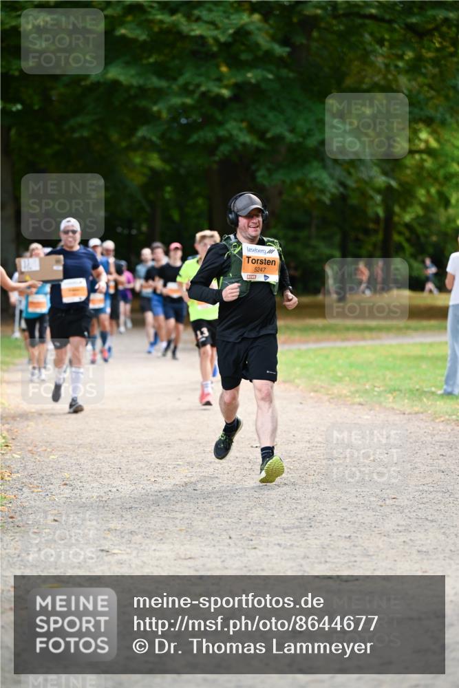 31.08.2025 - 21. Blankeneser Heldenlauf Dr. Thomas Lammeyer http://msf.ph/oto/8644677 31.08.2025 11:13:55 Laufen 5247 meine-sportfotos.de